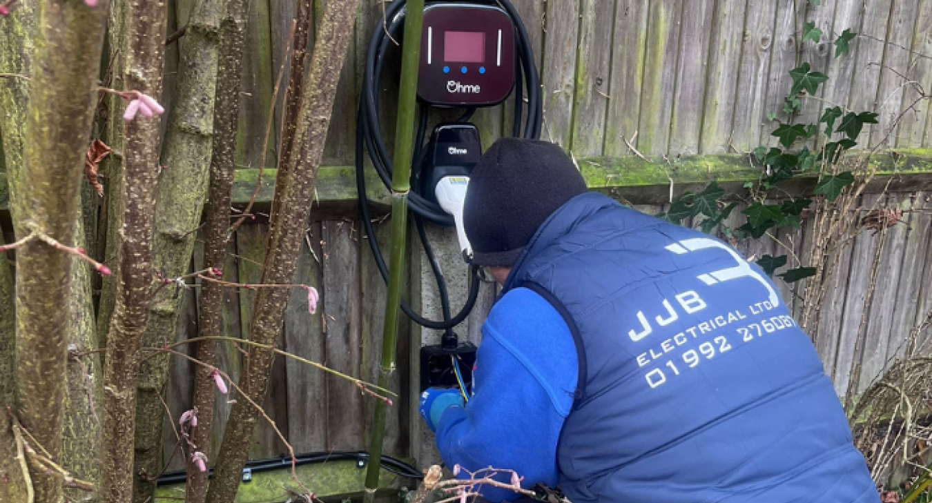 What Your EV Charger Records Even When You’re Not Charging in Waltham Abbey
