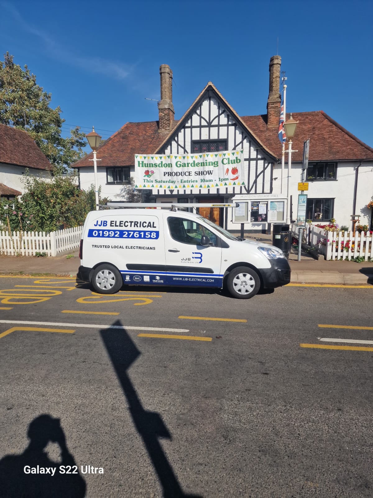 Trusted Electrician in Hunsdon