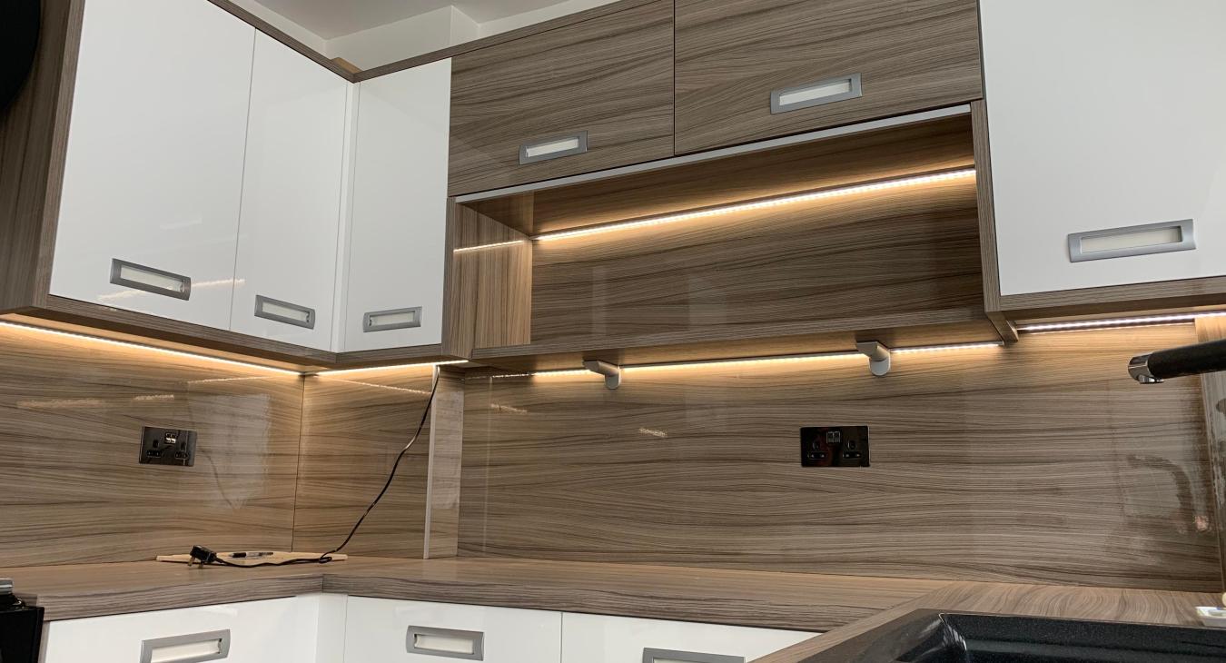 Under cabinet lighting