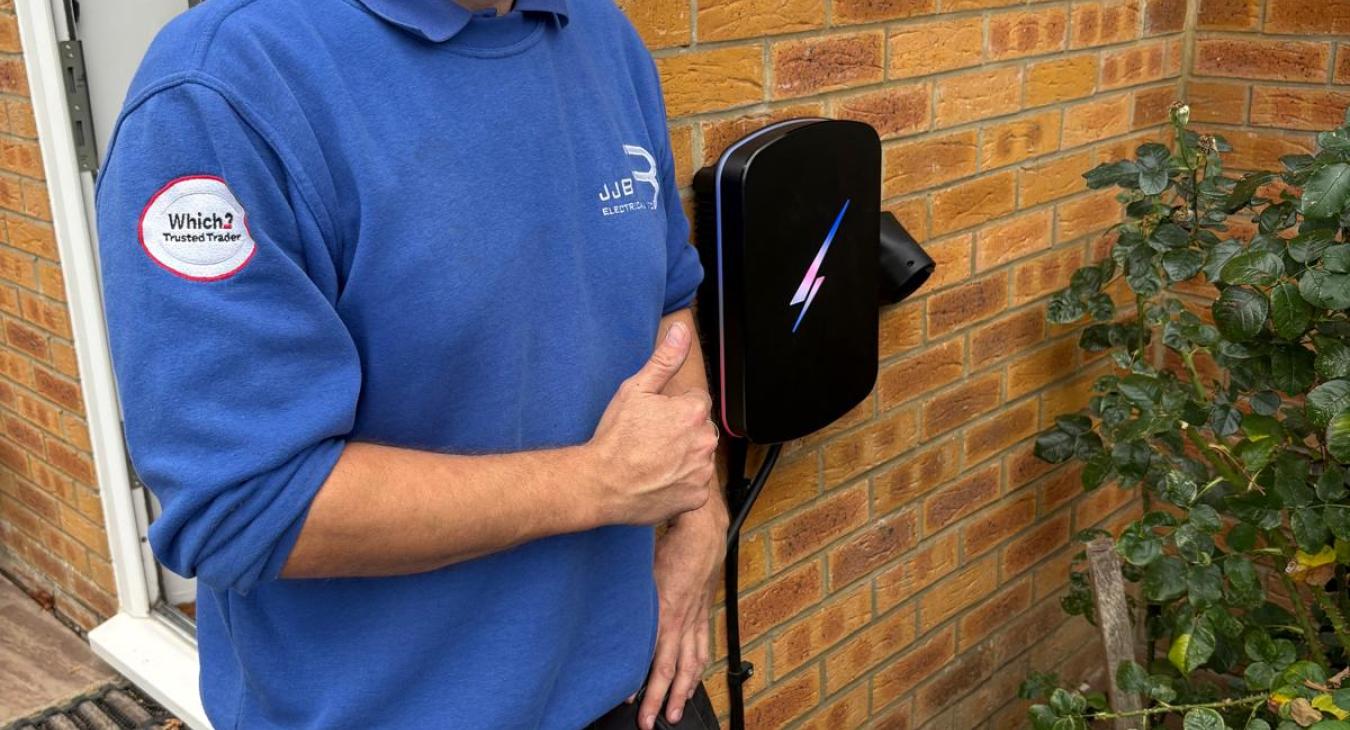 A New Electric Car Was Arriving, but There Was No Home Charger